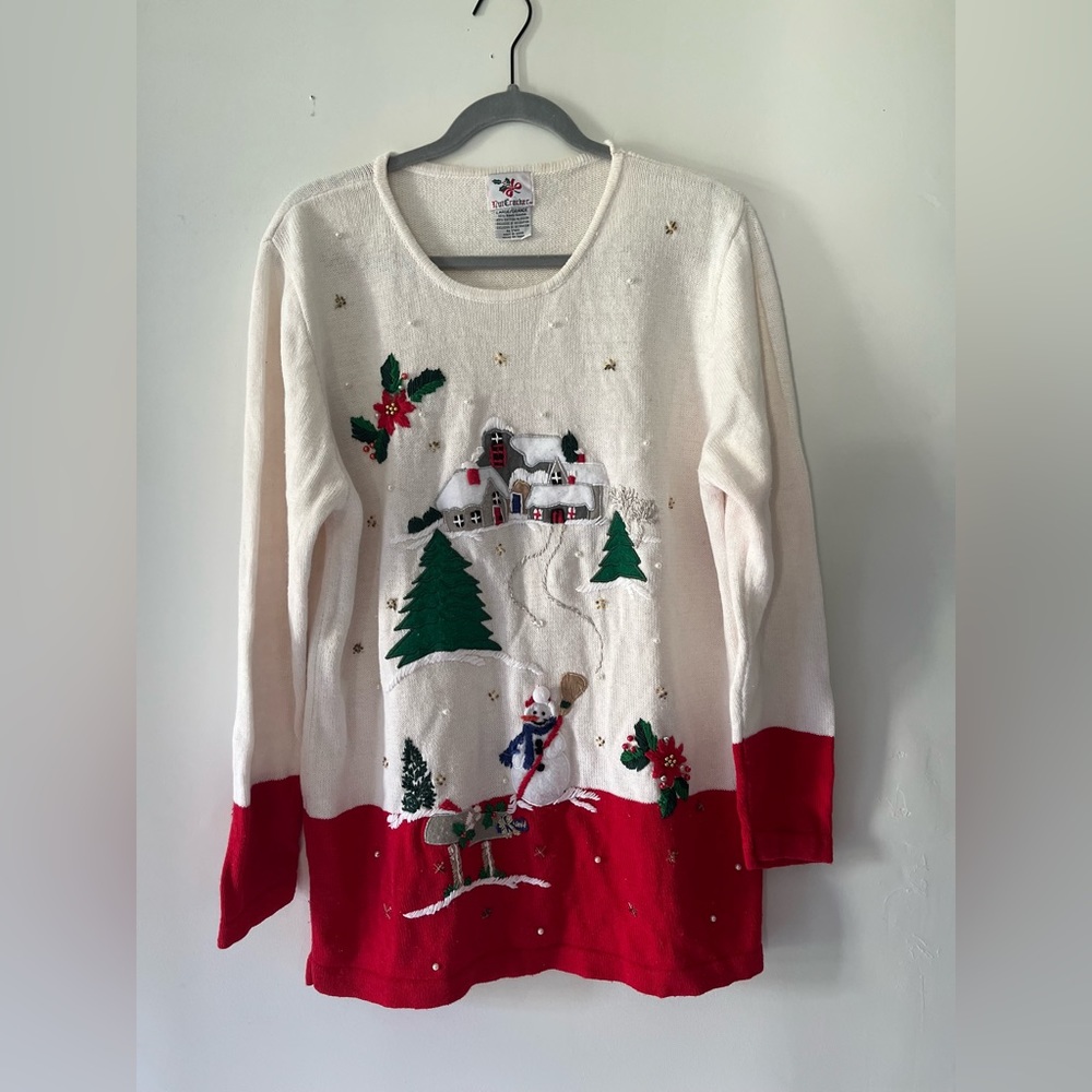 Christmas sweater long sleeve size L biege red multi color